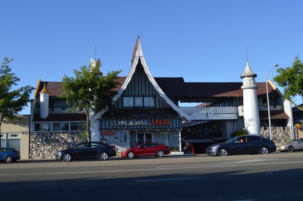 Glass Slipper Inn - Stanford Palo Alto  Kültér fotó